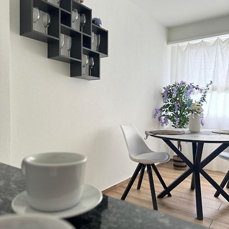 Eine Schoene Wohnung Am Messeplatz Basel Ngoại thất bức ảnh